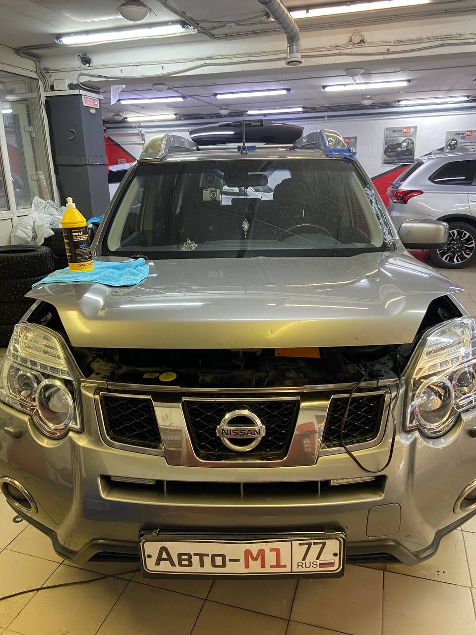 Полировка верхних фонарей на крыше Nissan X-Trail T31