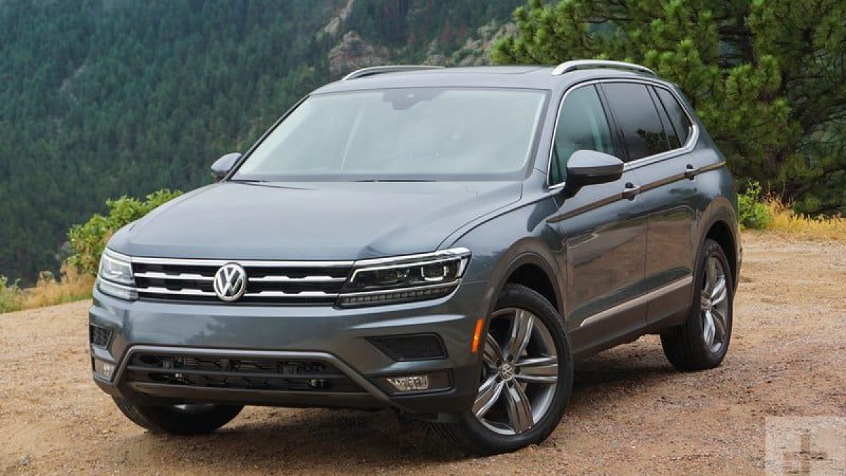 Установка тюнинговой решетки и сетки на Volkswagen Tiguan