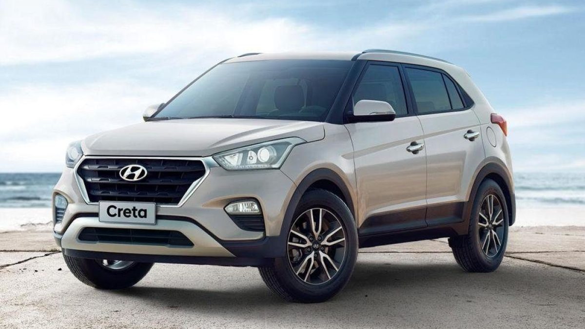 Видеорегистратор с выносным монитором в бардачке на Hyundai Creta