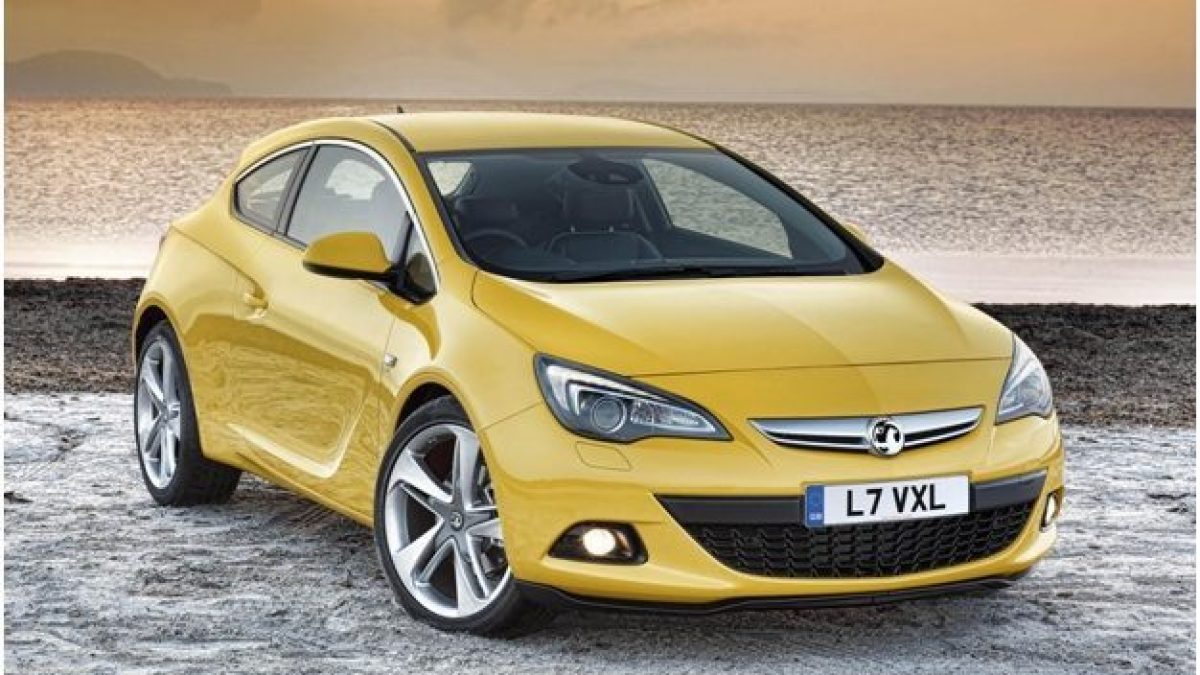 Установка подсветки салона на Opel Astra GTC