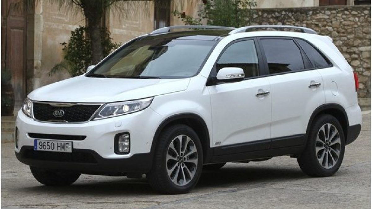 Установка 2din магнитолы и камеры заднего вида на Kia Sorento