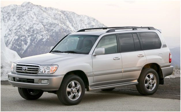 Установка камеры заднего вида на Toyota Land Cruiser 100