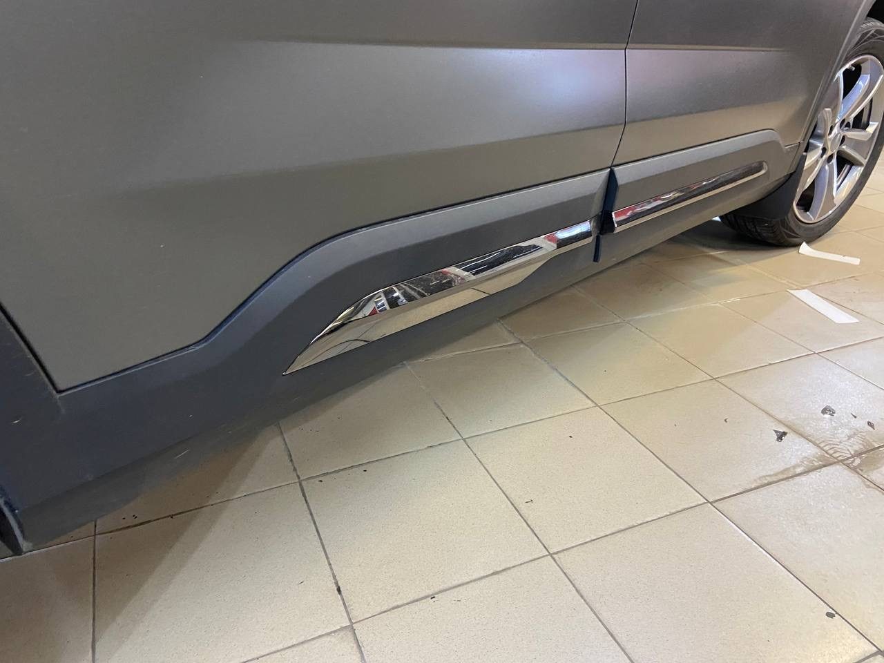 Антихром  и тонирование задних фонарей Geely Okavango 
