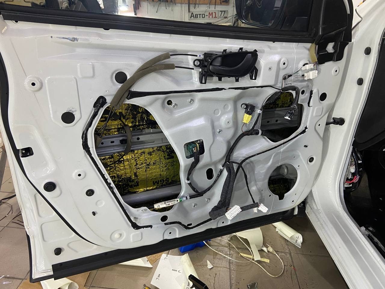 Комплексный апгрейд Nissan Qashqai: Полная шумоизоляция, автозапуск StarLine E96 и подогрев сидений